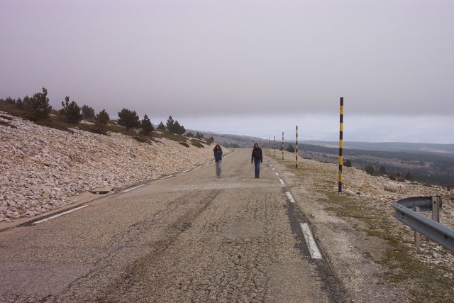 The four of us got out of the car and started to walk. From the getgo it was pretty clear that the ladies were not going to make it the whole way. :)

The lady lag was in full effect about a half mile into the 3 mile walk, so we decided to take some pictures in the fog and then turn back.