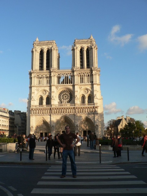 Next we went on to see some of the treasures that Paris has to offer, like the Notre Dame Cathedral..