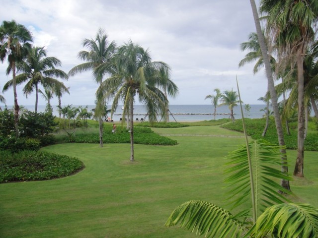 Jenni and Arian were staying at the 4 Seasons on Nevis, when my ferry arrived there was a lady waiting to walk me to my room.