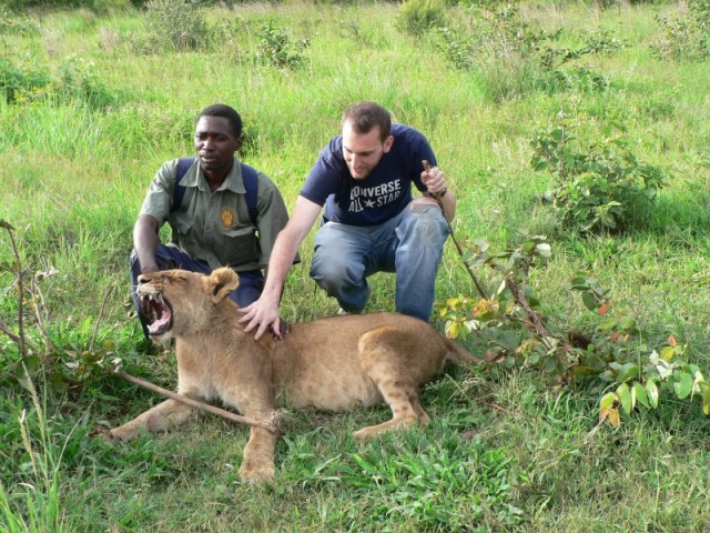 It certainly was a bit scary to get so close to a cat that could certainly kill me if it wanted to.